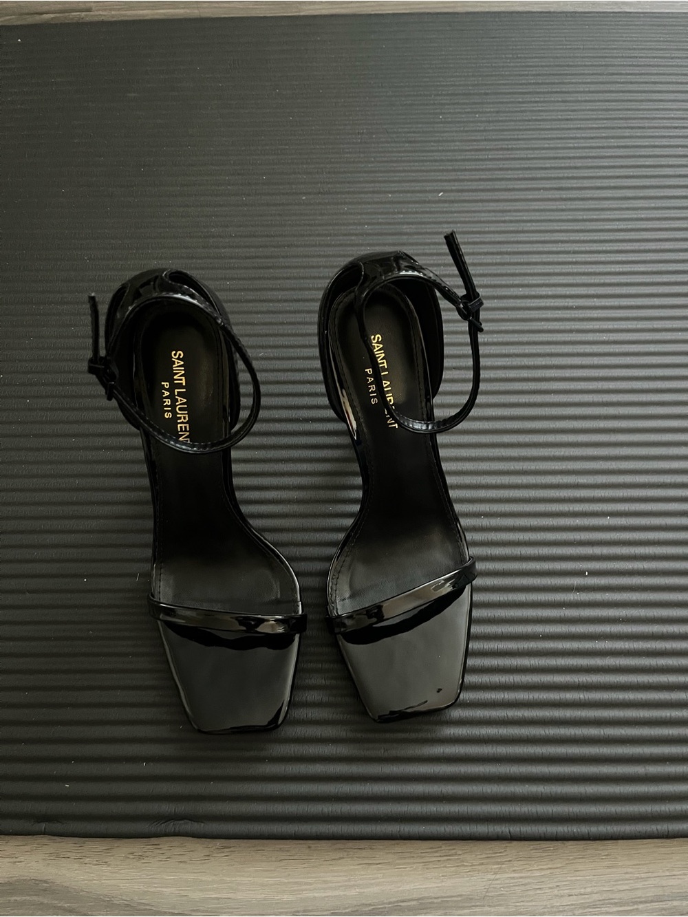 Saint Laurent Black Patent Sandals with Gold YSL Sculpted Heel - Picture 6 of 7